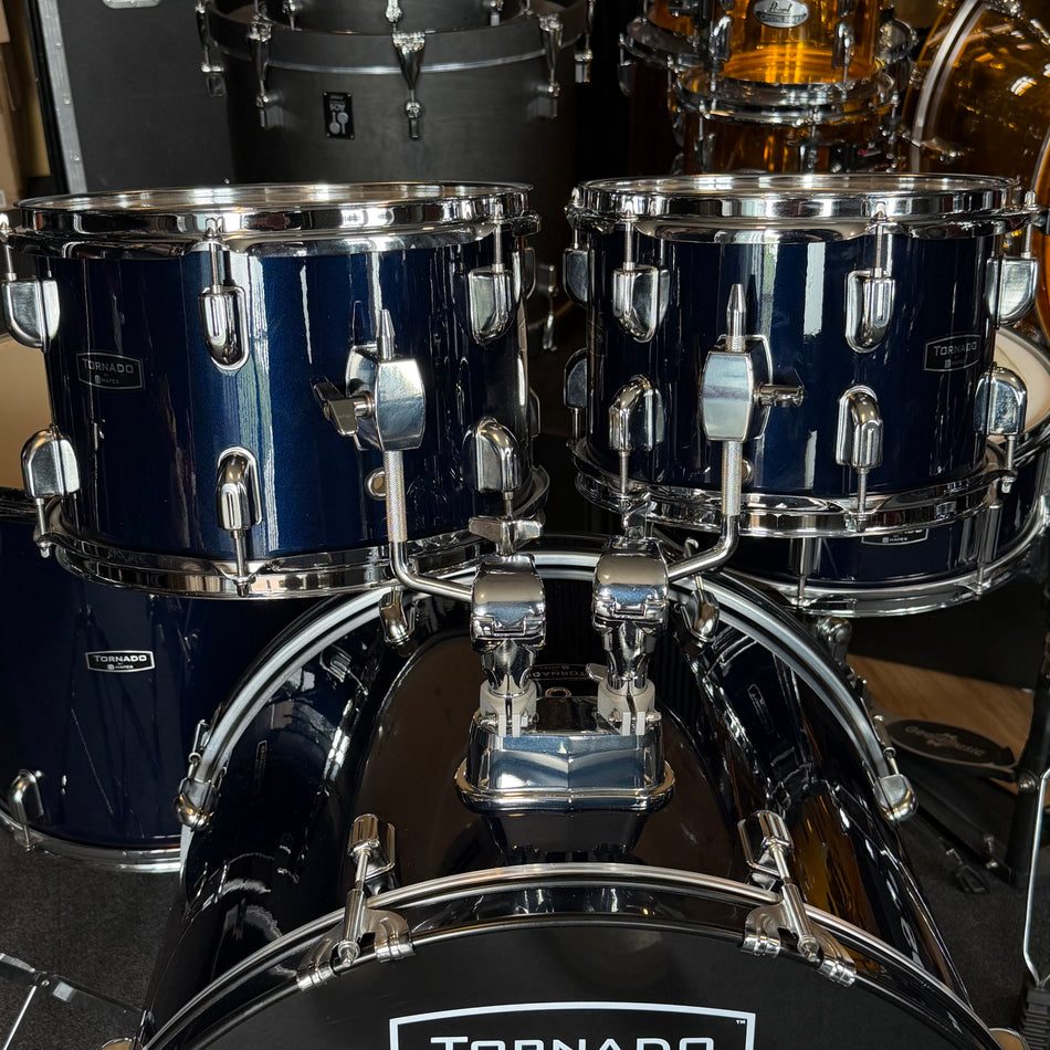 Mapex Tornado Drum Kit With Stands #1342