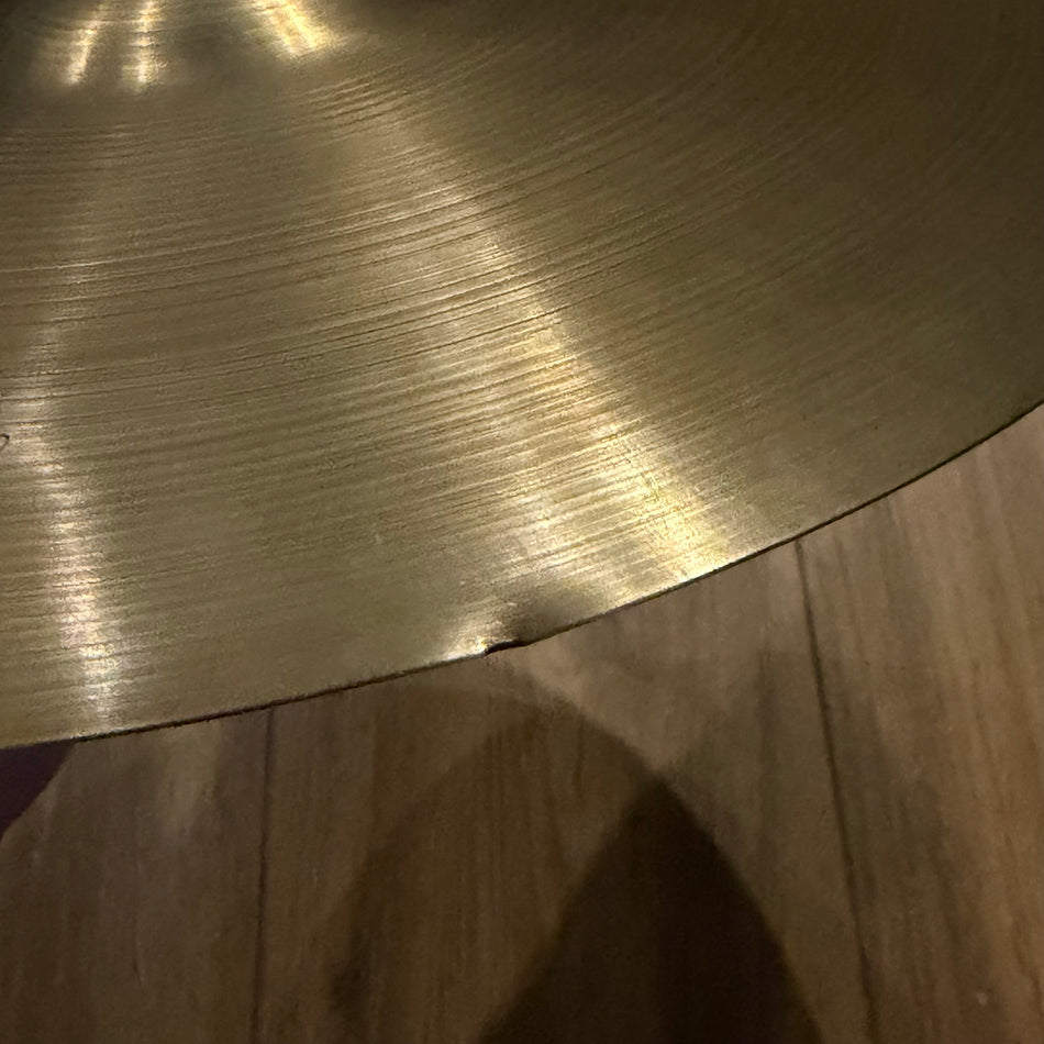Vintage Zildjian Avedis 16" Crash Cymbal #1400