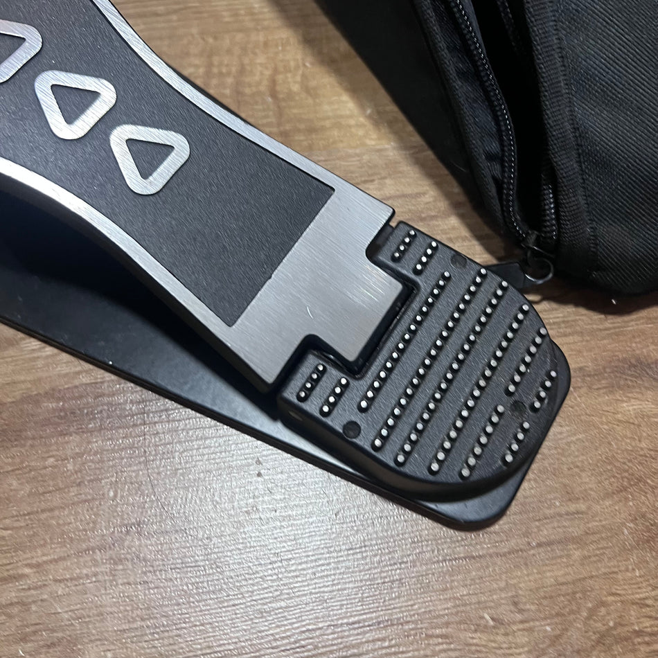 DW 2000 Bass Drum Pedal With Case #1337