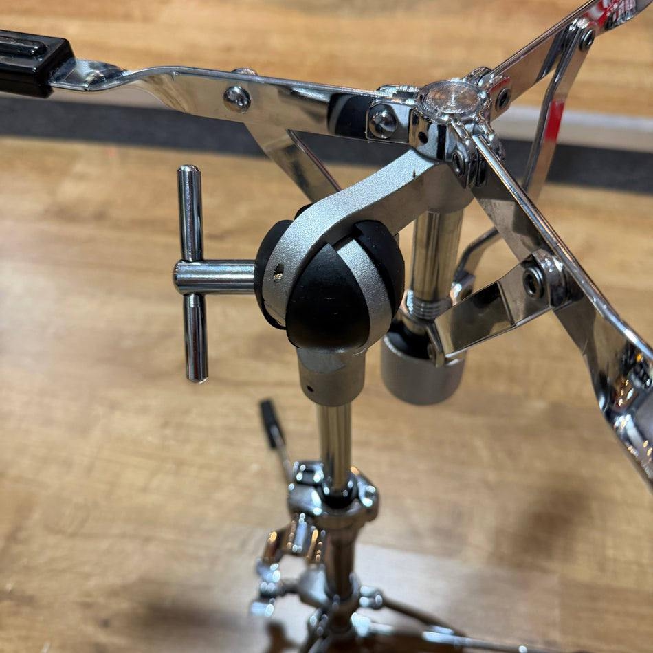 Gibraltar Lightweight Flush Base Snare Drum Stand #1327