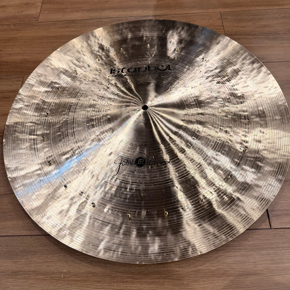 Istanbul John Robertson 24” Swish China #1327