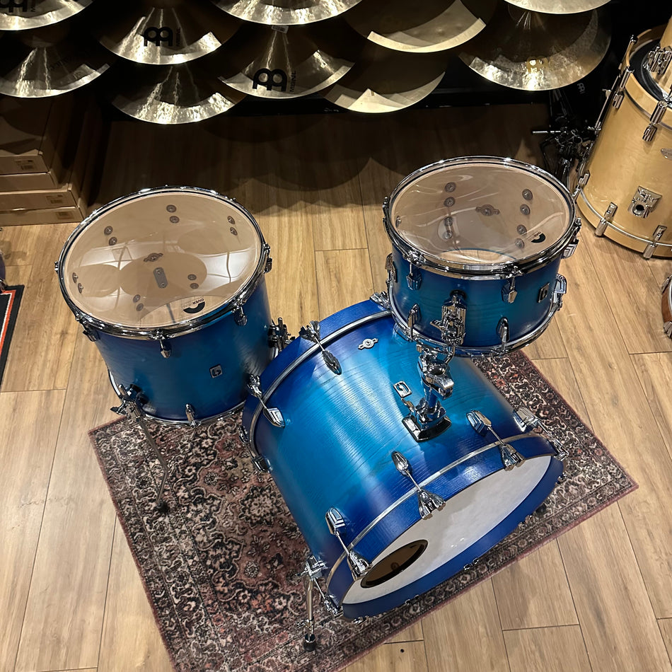 British Drum Company Legend Series Fistral Blue 22,16,12" Drum Kit #1123