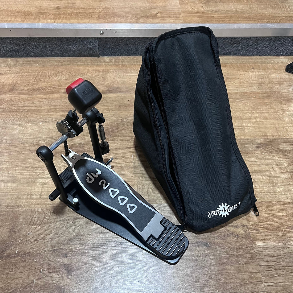 DW 2000 Bass Drum Pedal With Case #1337