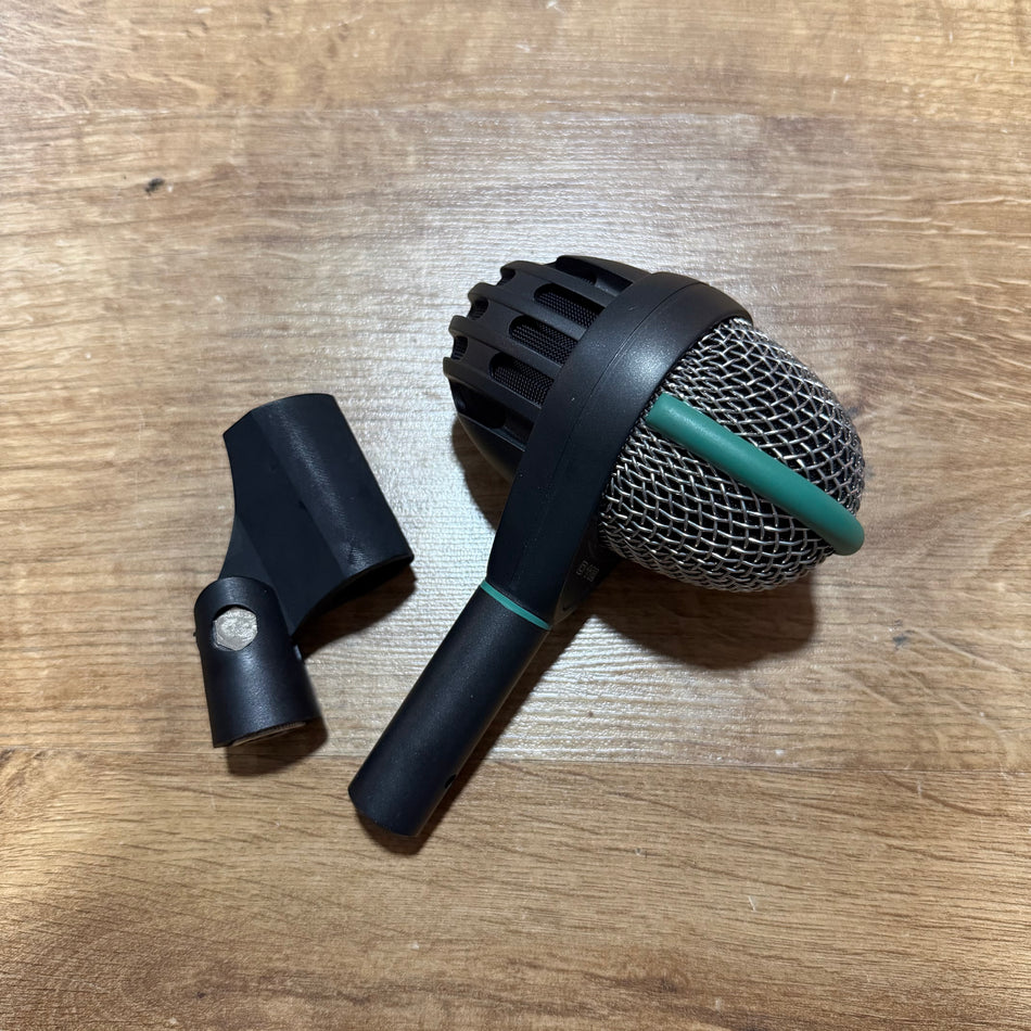 AKG D112 Bass Drum Microphone #1377