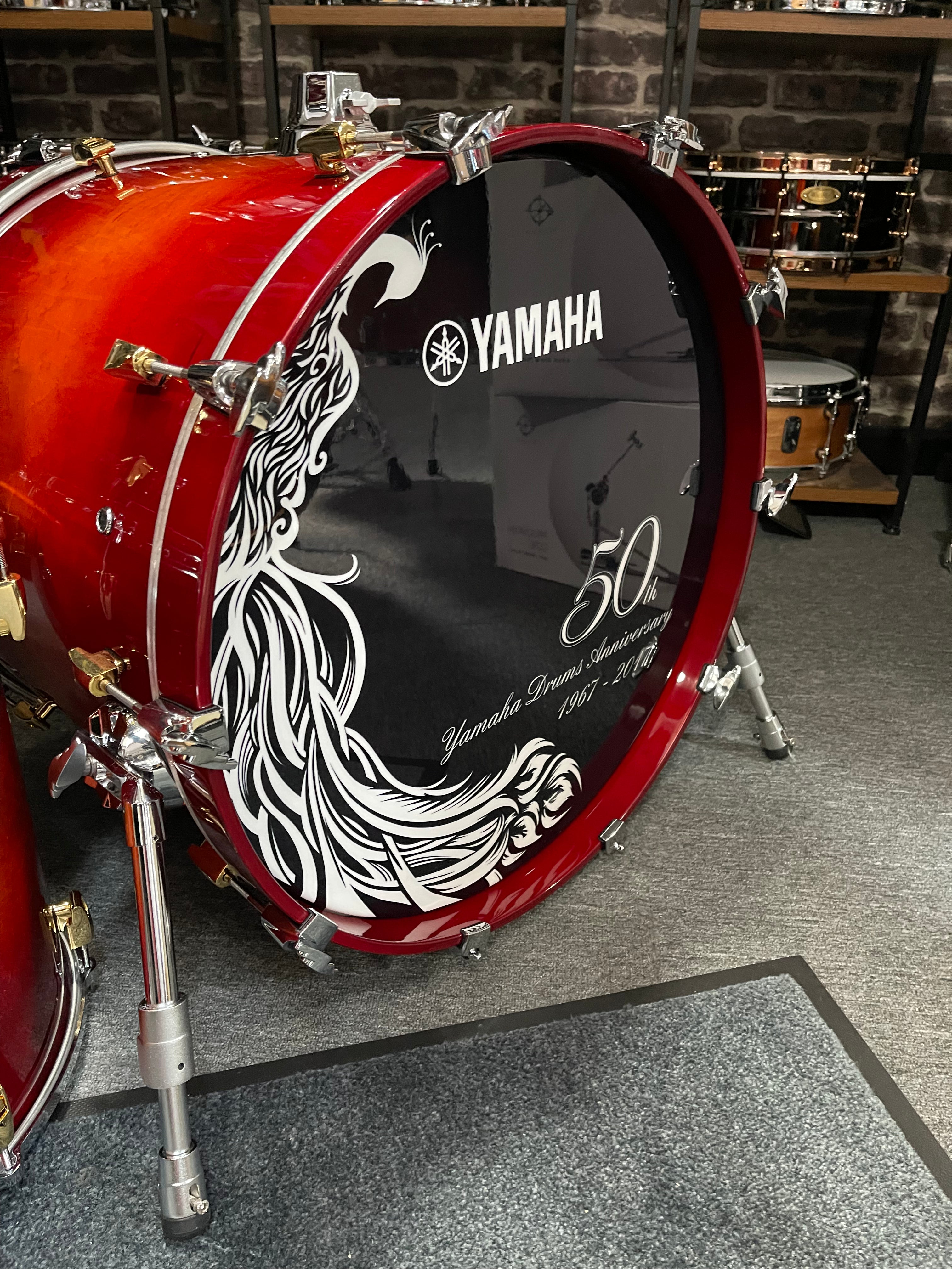 YAMAHA 50TH ANNIVERSARY 5-PIECE BIRDSEYE MAPLE AMBER SUNBURST SHELL PACK WITH GOLD HARDWARE #476 - Into Music Store